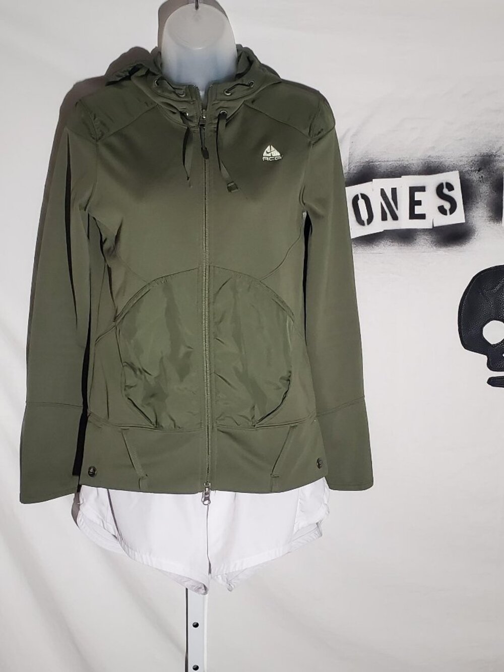 Nike ACG Spring 07 Jacket with Graphic on back Sz XS women's